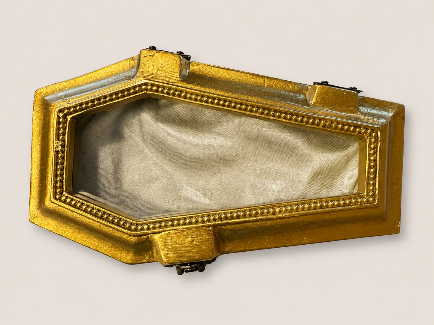 Coffin Glass box with white backing