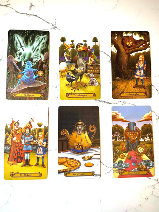 Wonderland tarot deck