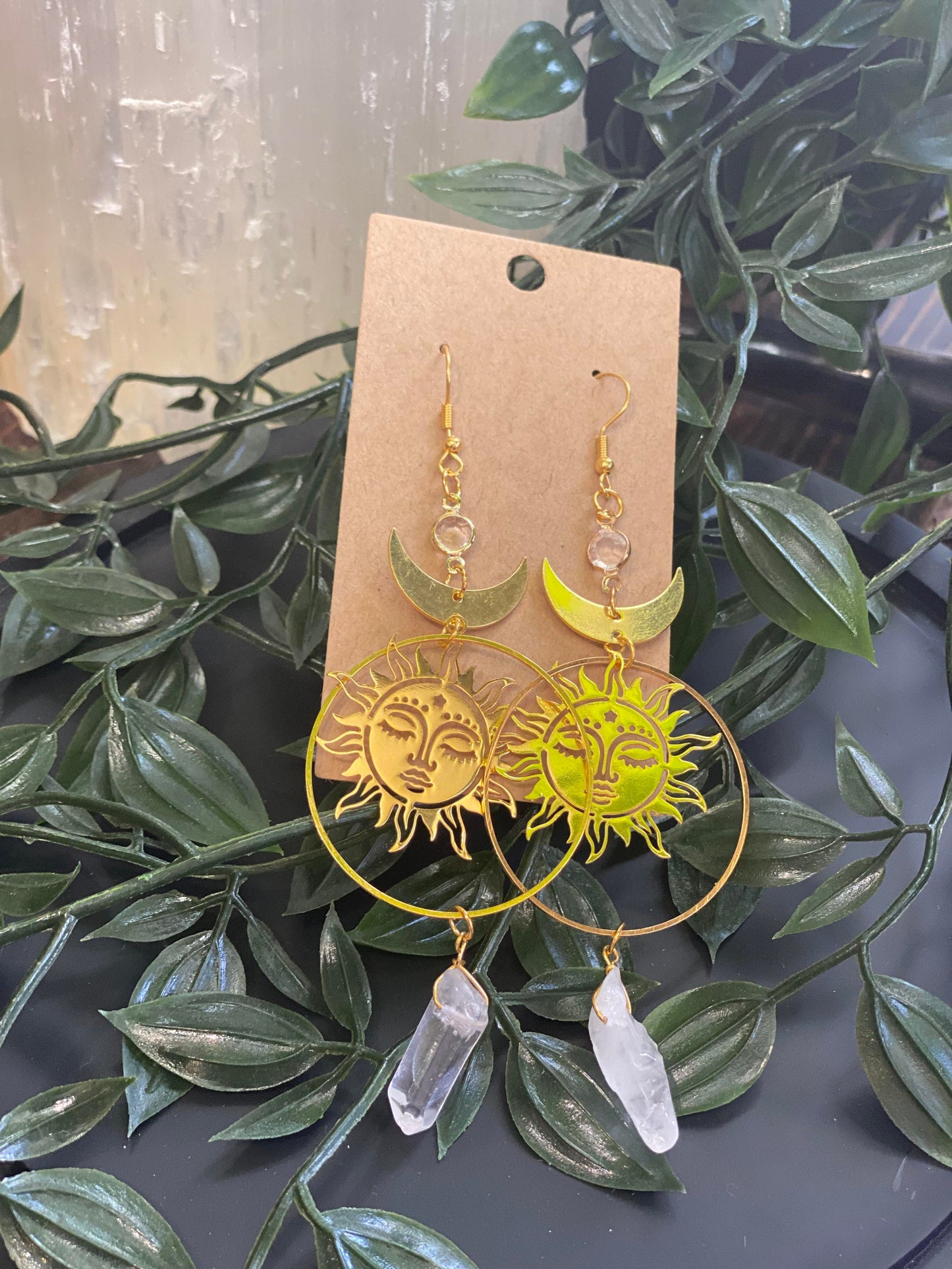 Sun & quartz earrings