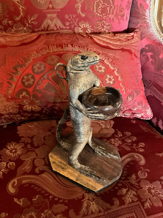 Iguana ashtray taxidermy