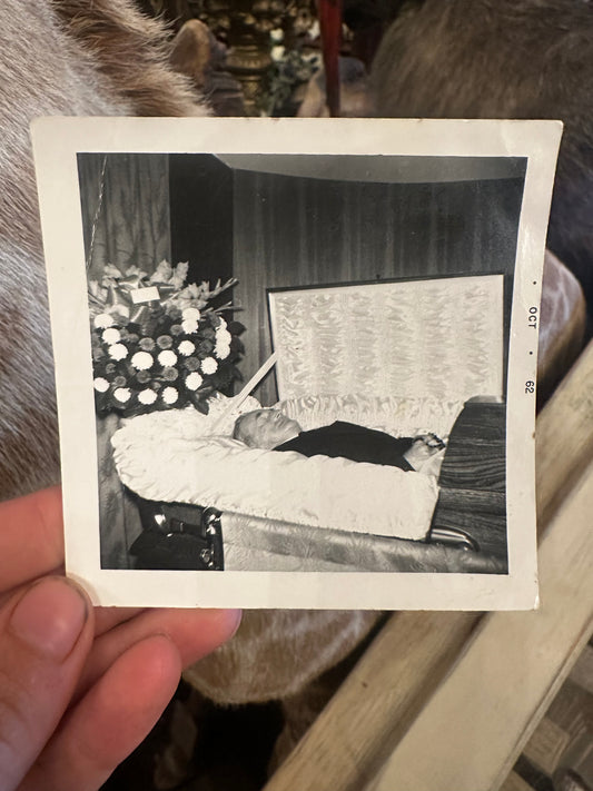 Post mortem photography
