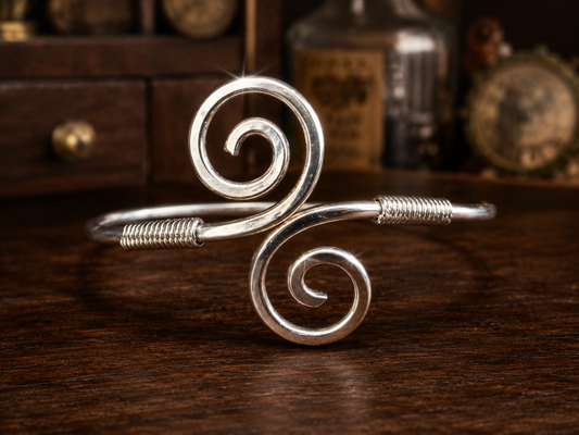 White Brass ajustable bracelet