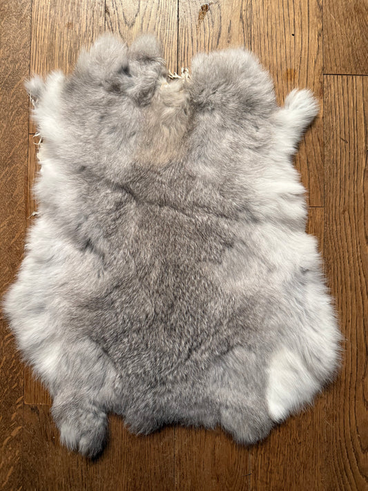 Natural rabbit fur