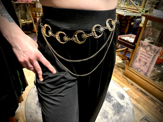 Moon jewel belt