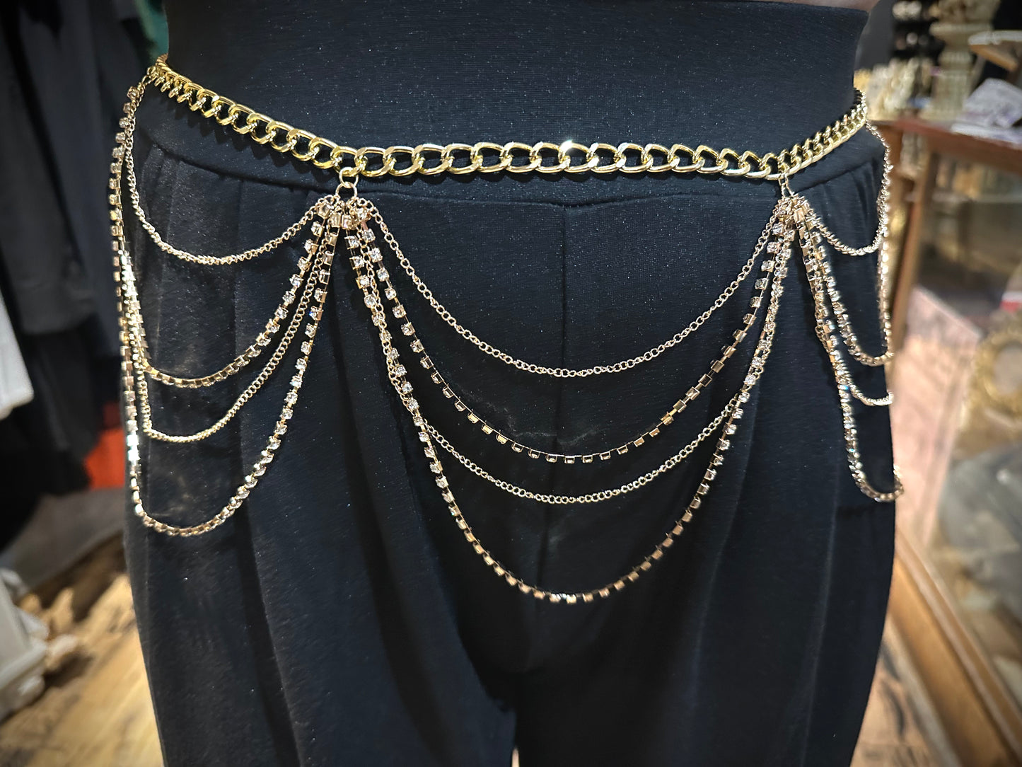 Chain jewel belt