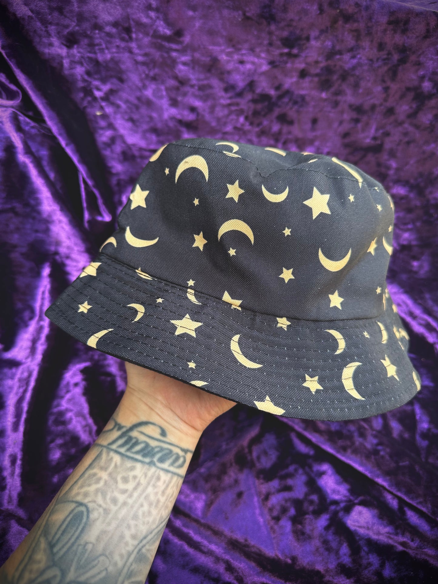 Moon & star hat