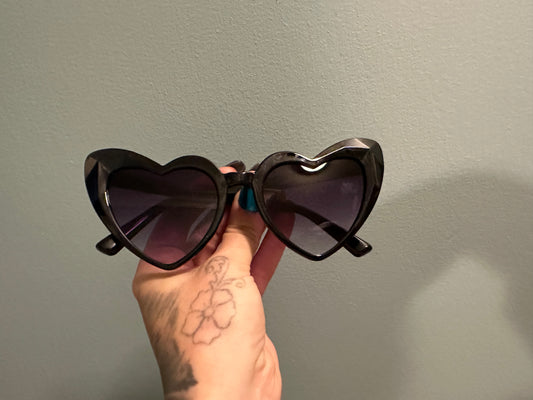 Brand new heart sunglasses black