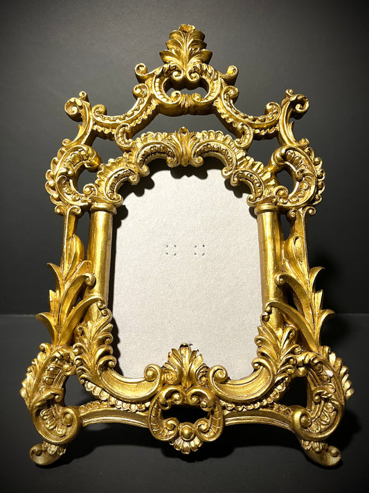 empty style Victorian frame