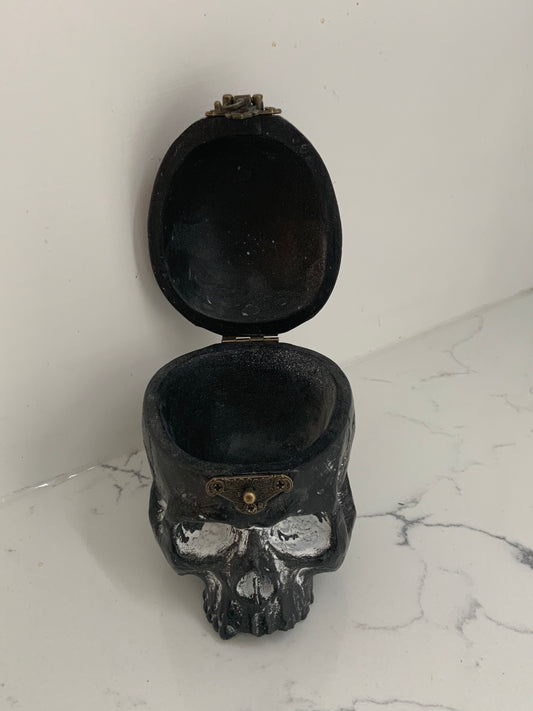 mini skull box black
